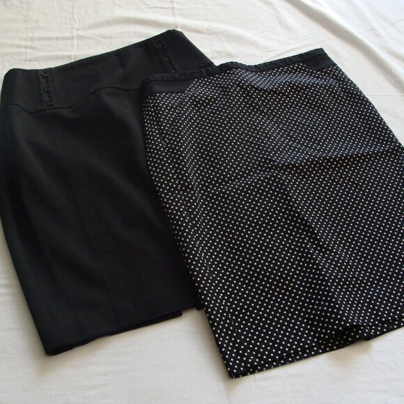 SET of 2 Black and Black & White A-LINE Casual Business SKIRTS Sz 0 - Picture 1 of 3